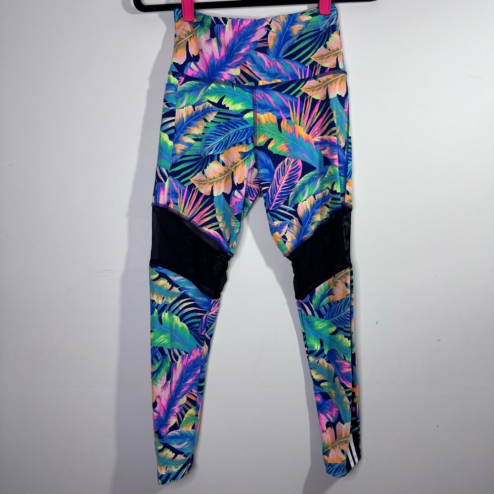 PINK Victoria’s Secret Ultimate Leggings Tropical Print Mesh Pocket S
